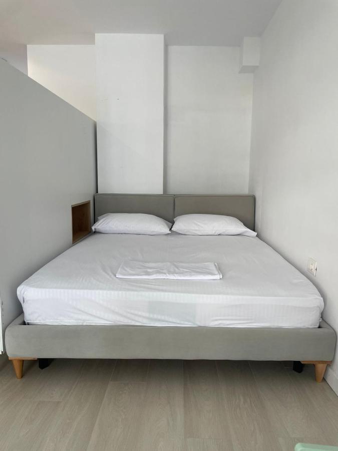 Seriani Dock Holiday Sarandë Exteriör bild